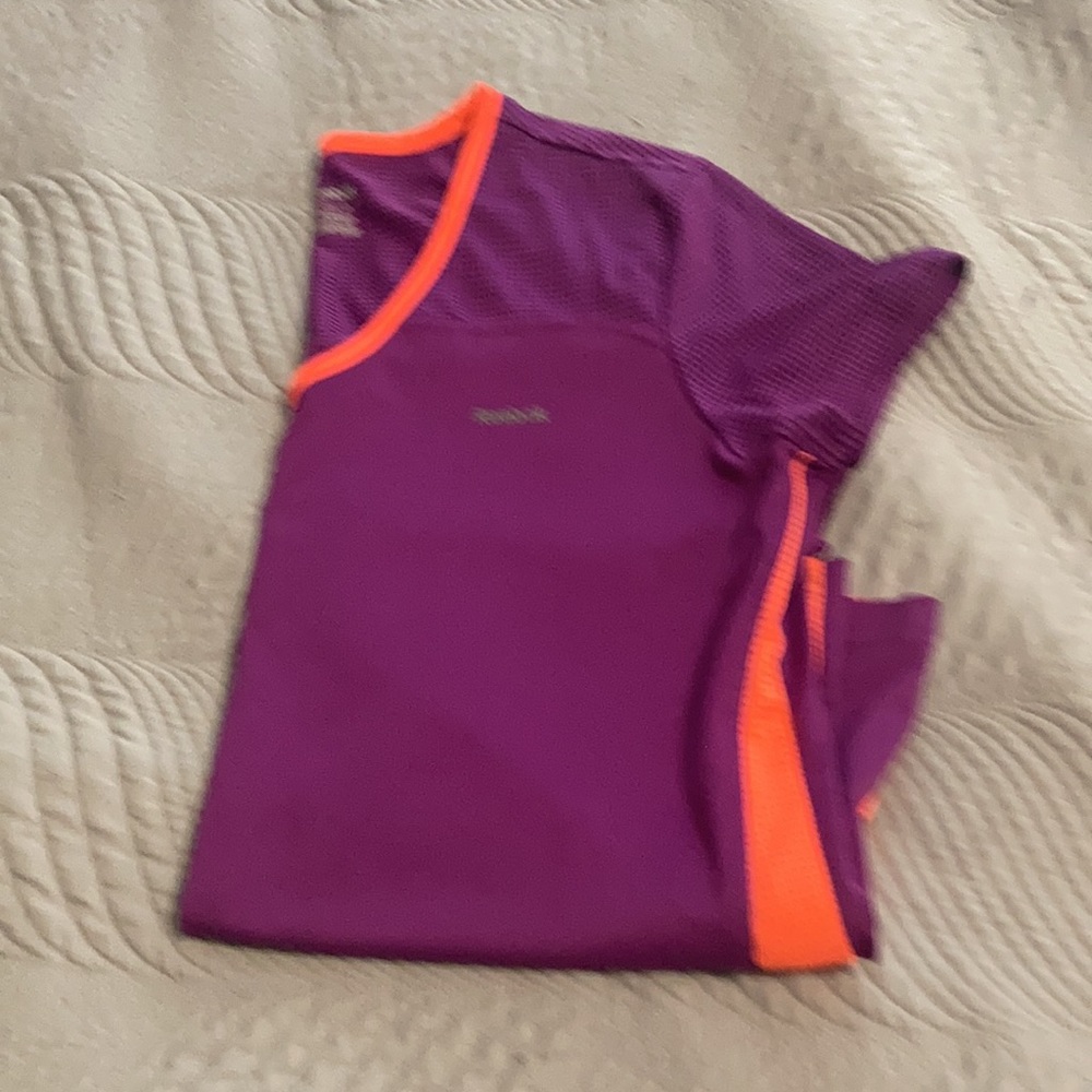 Athletic top